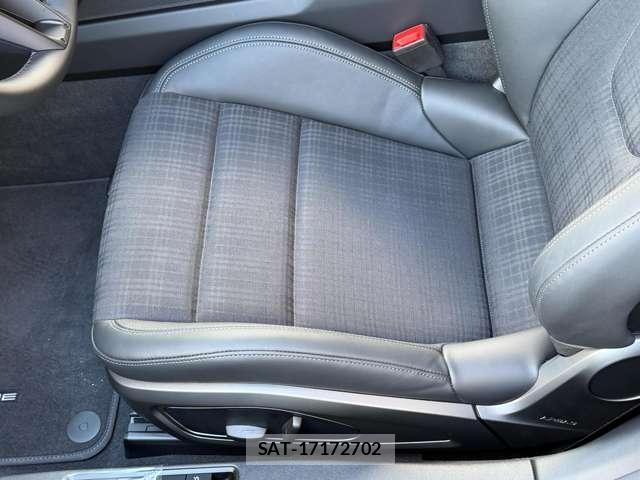 Porsche 911 2026-04 8363658-2