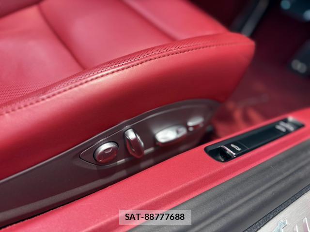 Porsche 911 2014-09 8363862-6