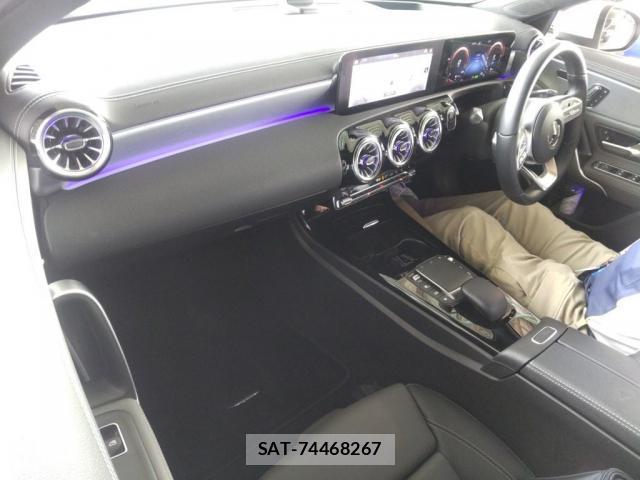 Mercedes Benz A-CLASS 2022-02 8362146-2
