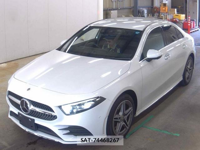 Mercedes Benz A-CLASS 2022-02 8362146-3