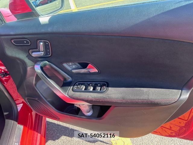 Mercedes Benz A-CLASS 2020-09 8362063-16