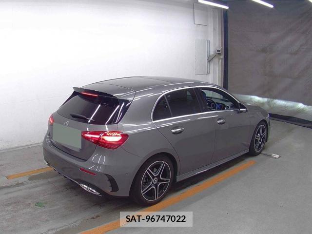 Mercedes Benz A-CLASS 2023-12 8363442-5