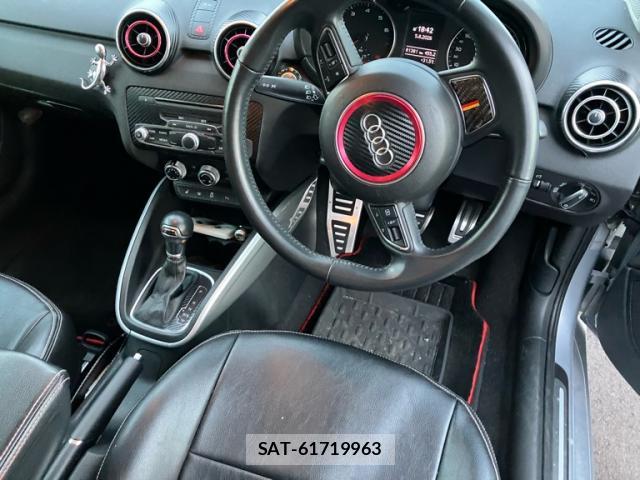 Audi A1 2018-01 8361723-11