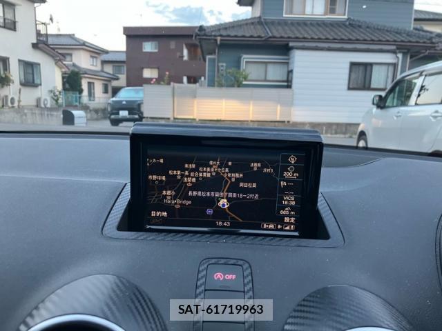 Audi A1 2018-01 8361723-17