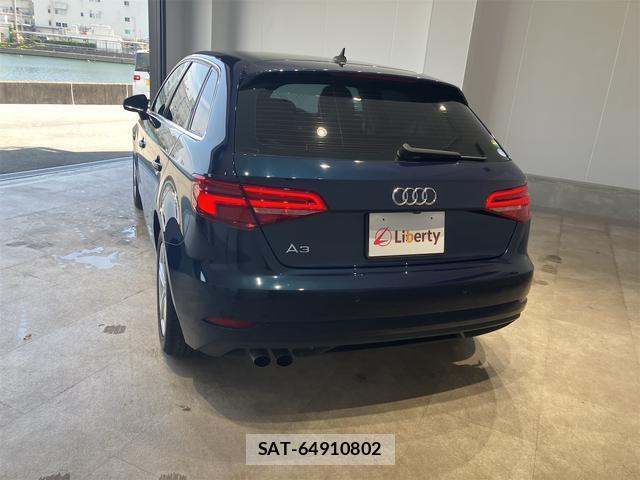 Audi A3 2019-12 8363635-10