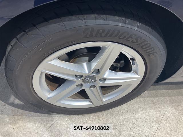 Audi A3 2019-12 8363635-16