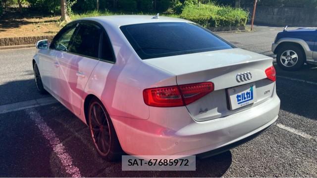 Audi A4 2012-12 8362294-12