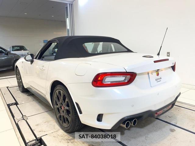 Abarth 124 Spider 2019-06 8360626-6