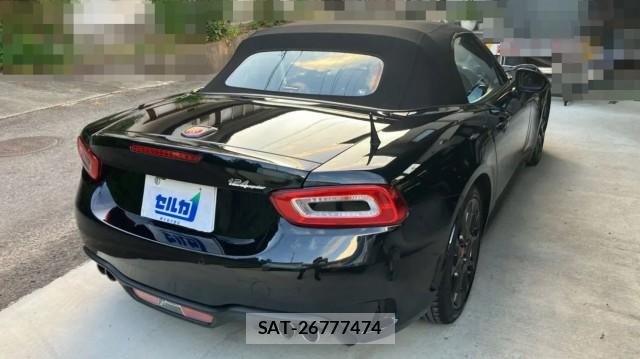 Abarth 124 Spider 2017-10 8362237-12