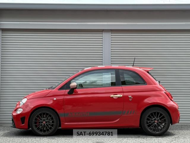 Abarth 595 2022-02 8360942-14