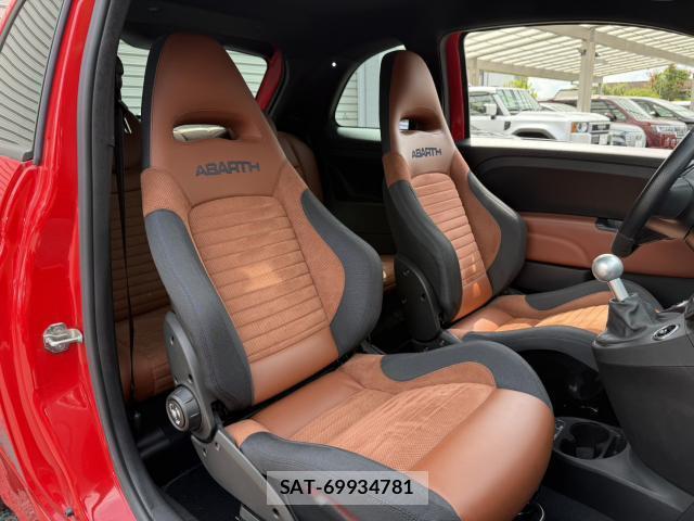 Abarth 595 2022-02 8360942-16