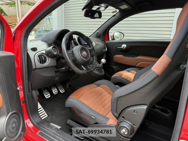 Abarth 595 2022-02 8360942-17