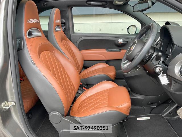 Abarth 595 2022-04 8363696-8