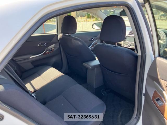 Toyota ALLION 2016-04 8361684-10