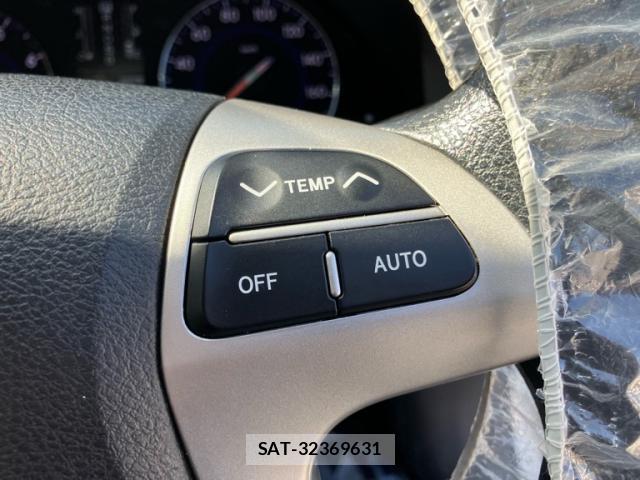 Toyota ALLION 2016-04 8361684-17