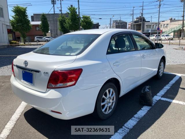 Toyota ALLION 2016-04 8361684-4