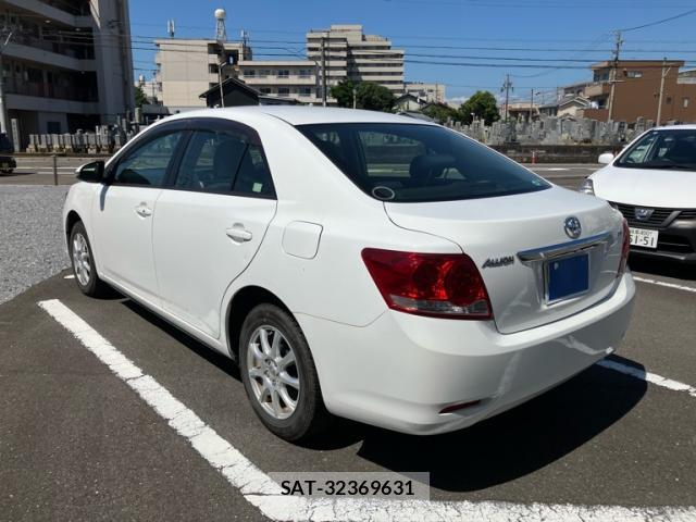 Toyota ALLION 2016-04 8361684-5