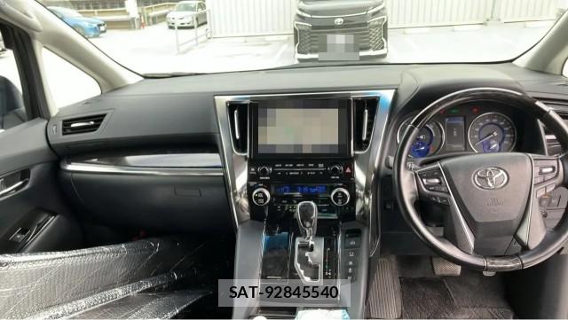 Toyota ALPHARD HYBRID 2018-11 8362200-2