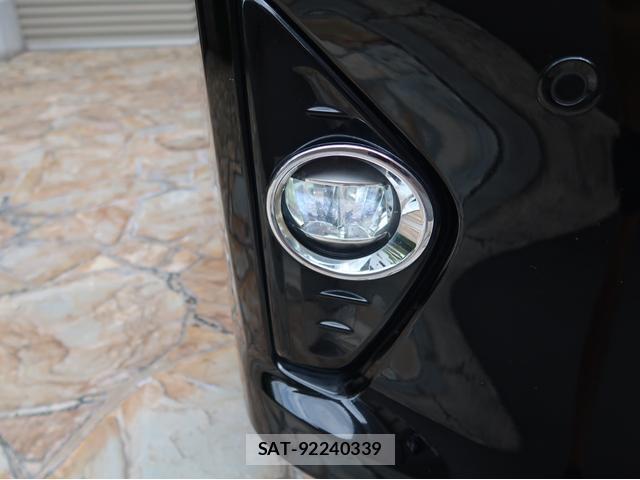 Toyota ALPHARD HYBRID 2017-03 8362783-16