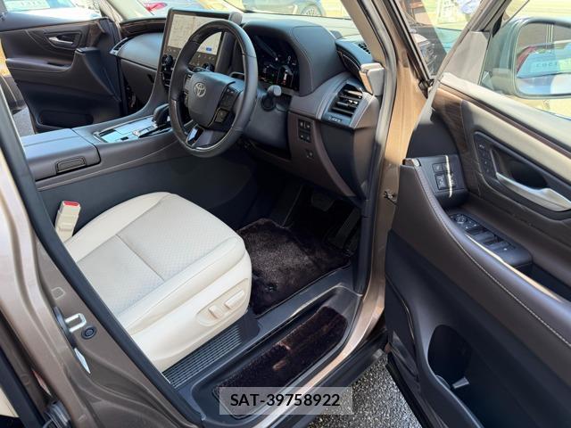 Toyota ALPHARD HYBRID 2025-04 8363657-13
