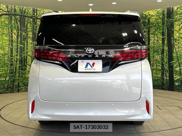 Toyota ALPHARD 2024-04 8360911-14