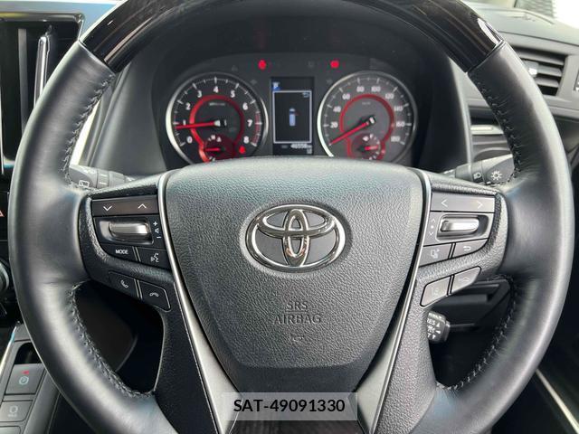 Toyota ALPHARD 2022-09 8360933-18