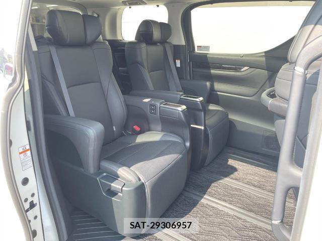 Toyota ALPHARD 2020-07 8361073-12