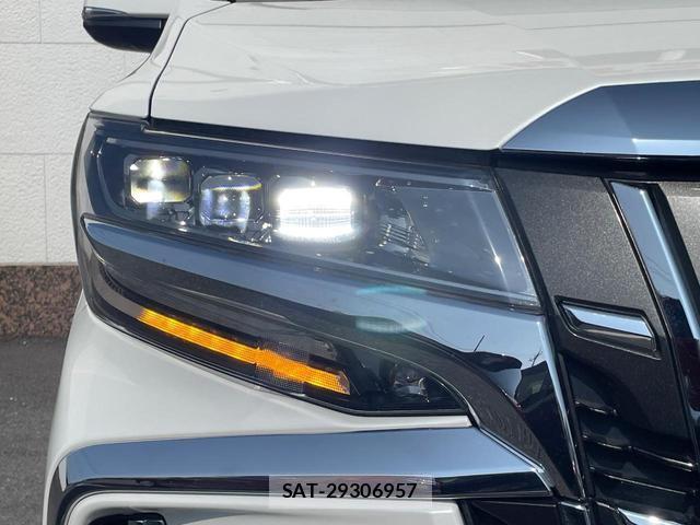 Toyota ALPHARD 2020-07 8361073-15