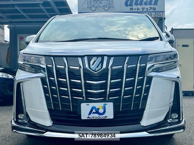 Toyota ALPHARD 2018-04 8361077-1