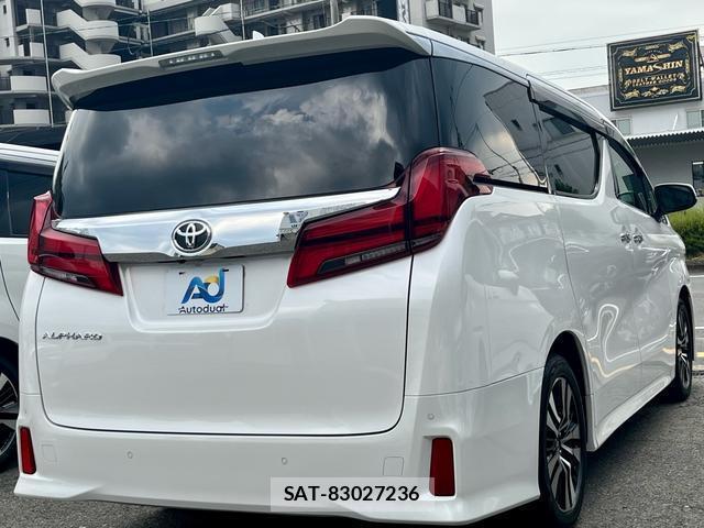Toyota ALPHARD 2020-09 8361079-2