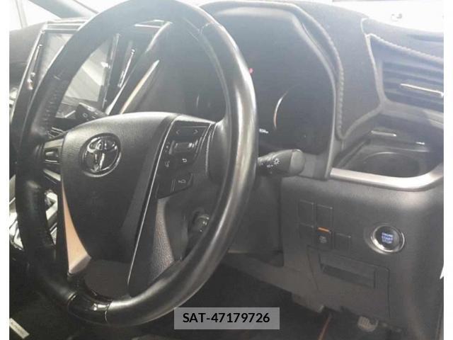 Toyota ALPHARD 2017-09 8361266-2