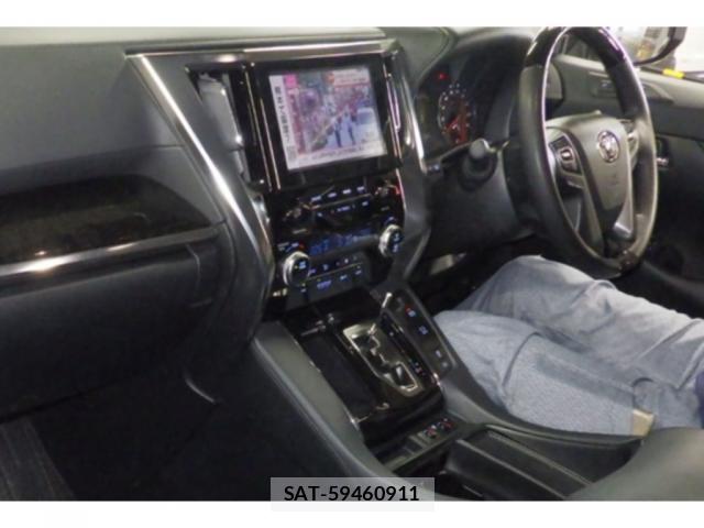 Toyota ALPHARD 2023-02 8361302-2