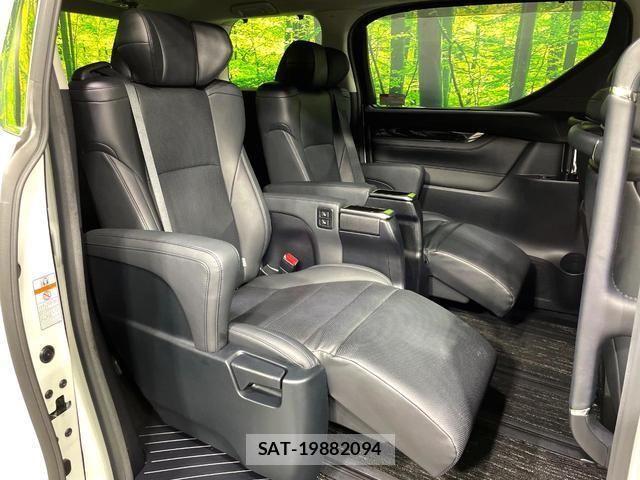 Toyota ALPHARD 2019-12 8361527-9