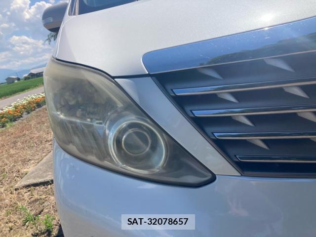 Toyota ALPHARD 2009-03 8361712-13