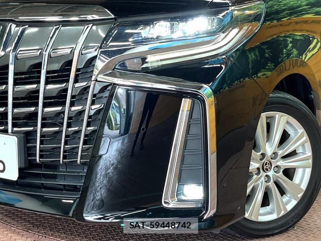 Toyota ALPHARD 2020-02 8361923-12