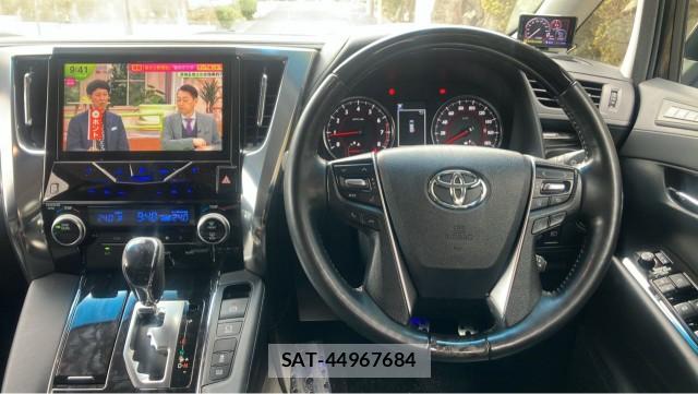 Toyota ALPHARD 2018-07 8362207-16