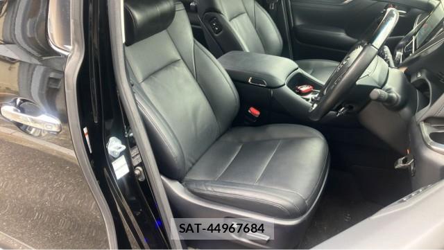 Toyota ALPHARD 2018-07 8362207-5
