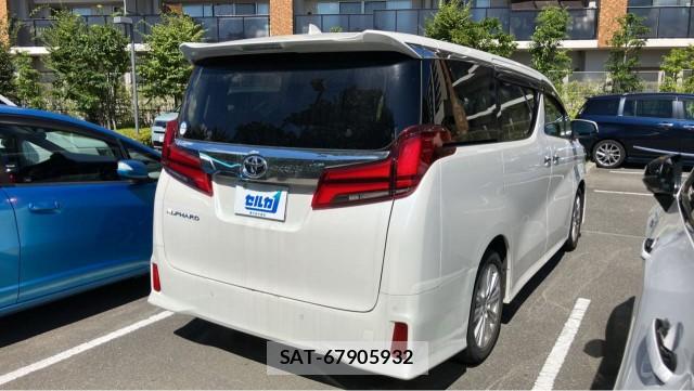 Toyota ALPHARD 2021-04 8362220-12