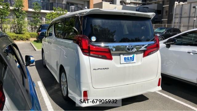 Toyota ALPHARD 2021-04 8362220-13