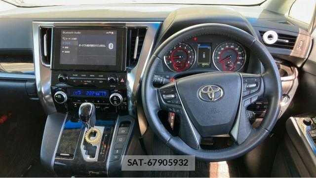 Toyota ALPHARD 2021-04 8362220-16