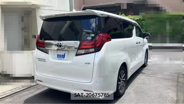 Toyota ALPHARD 2016-09 8362230-12