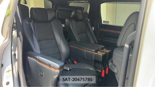 Toyota ALPHARD 2016-09 8362230-6
