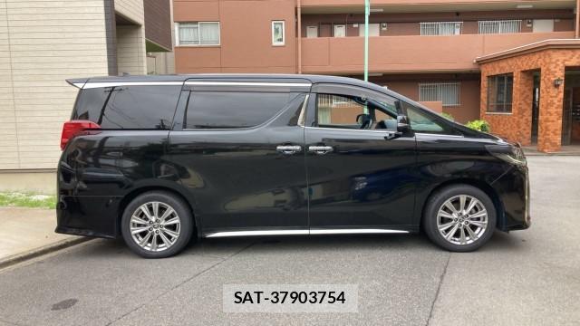 Toyota ALPHARD 2021-10 8362295-10