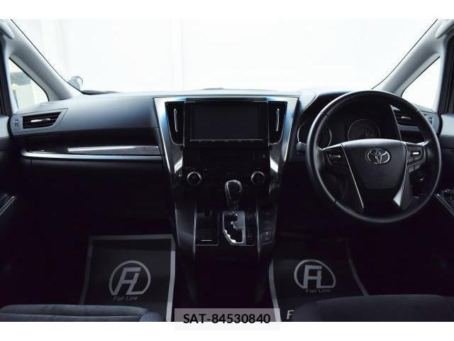 Toyota ALPHARD 2018-02 8362564-2