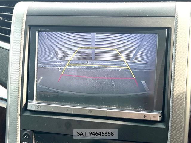 Toyota ALPHARD 2012-06 8362755-2