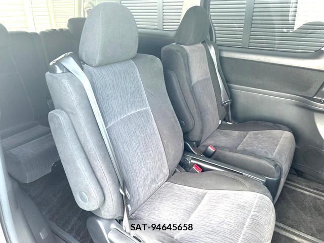 Toyota ALPHARD 2012-06 8362755-8