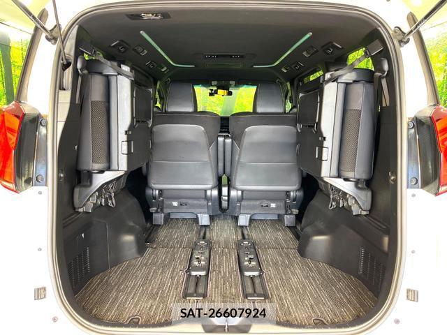 Toyota ALPHARD 2021-06 8363003-11