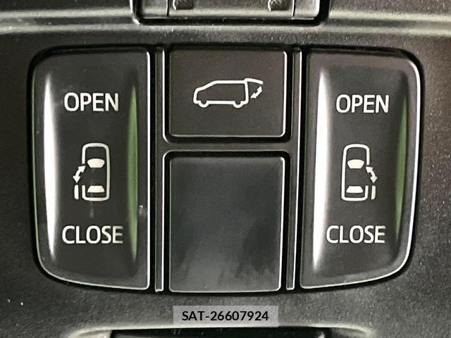 Toyota ALPHARD 2021-06 8363003-6