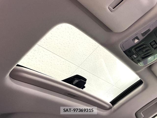 Toyota ALPHARD 2021-04 8363012-2