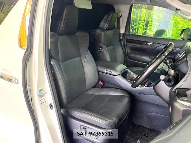 Toyota ALPHARD 2021-04 8363012-7